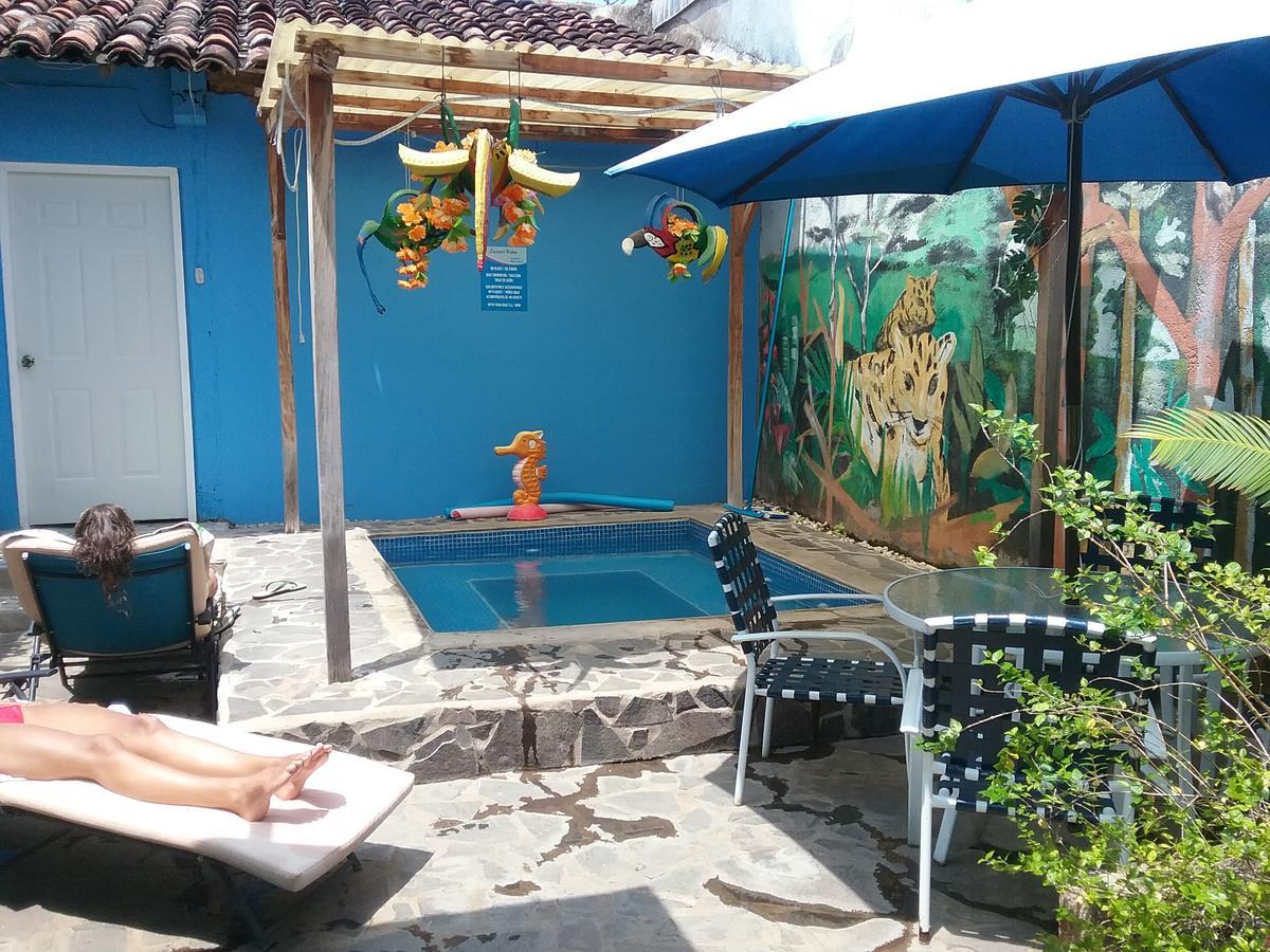 Hostal Mochilas Granada Bagian luar foto