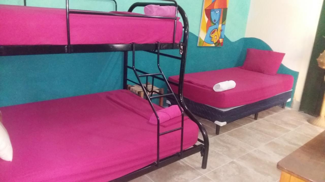 Hostal Mochilas Granada Bagian luar foto